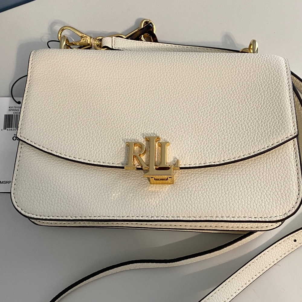 Ralph Lauren Madison Bag with Gold Logo. Tortoiseshell & Gold link chain.
NWT